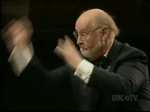 [图]The Flying theme (E.T) conducted by John Williams