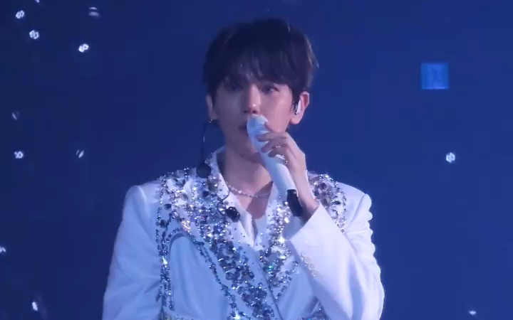 【exo】伯贤儿今天在《play boy》唱了rap,talk环节提到了rap担的成员