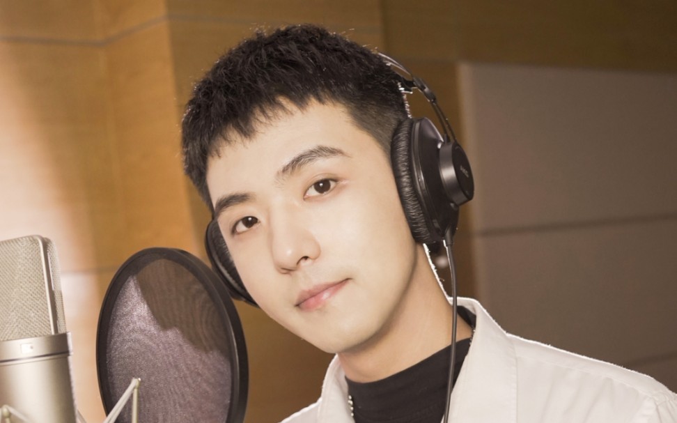 [恋与白侍从]疯狂的六饼,照片不够多啊o((⊙﹏⊙))o_哔哩哔哩_bili