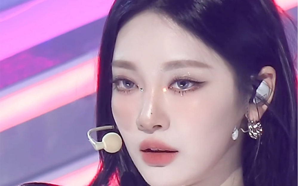 【aespa宁艺卓ningning】黑长直宁宁〈drama〉直拍cut