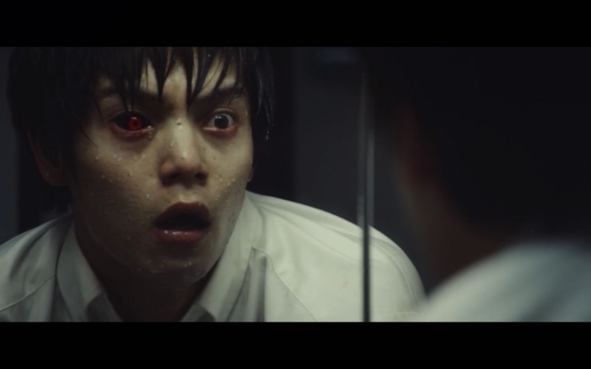 东京喰种真人版金木变成独眼片段