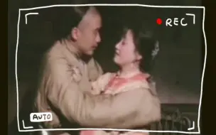 Download Video: 【邓婕】【张邓结彩】超嫩的两只，邓劳斯的一颦一笑真的好有魅力啊！