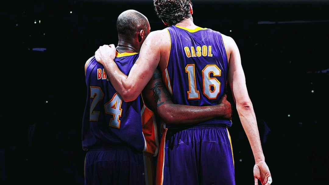 有一种兄弟情叫科比,加索尔!