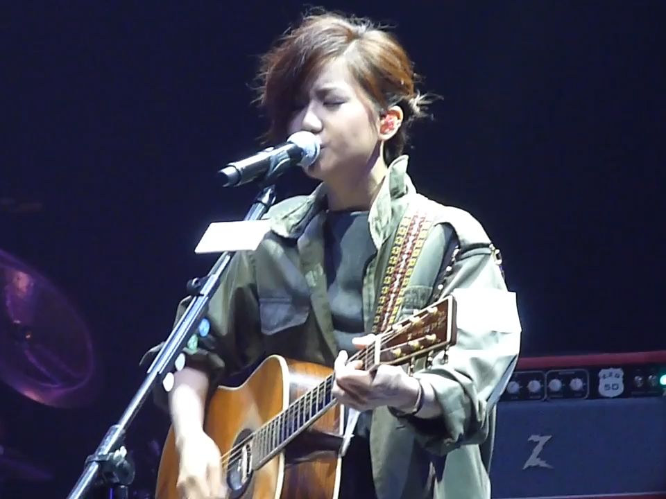 卢凯彤ellen loo-春风吹@2012-11-20