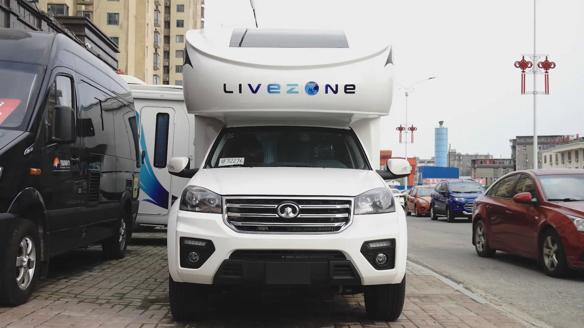 二十多万的房车柴油四驱越野兼备长城览众c7b