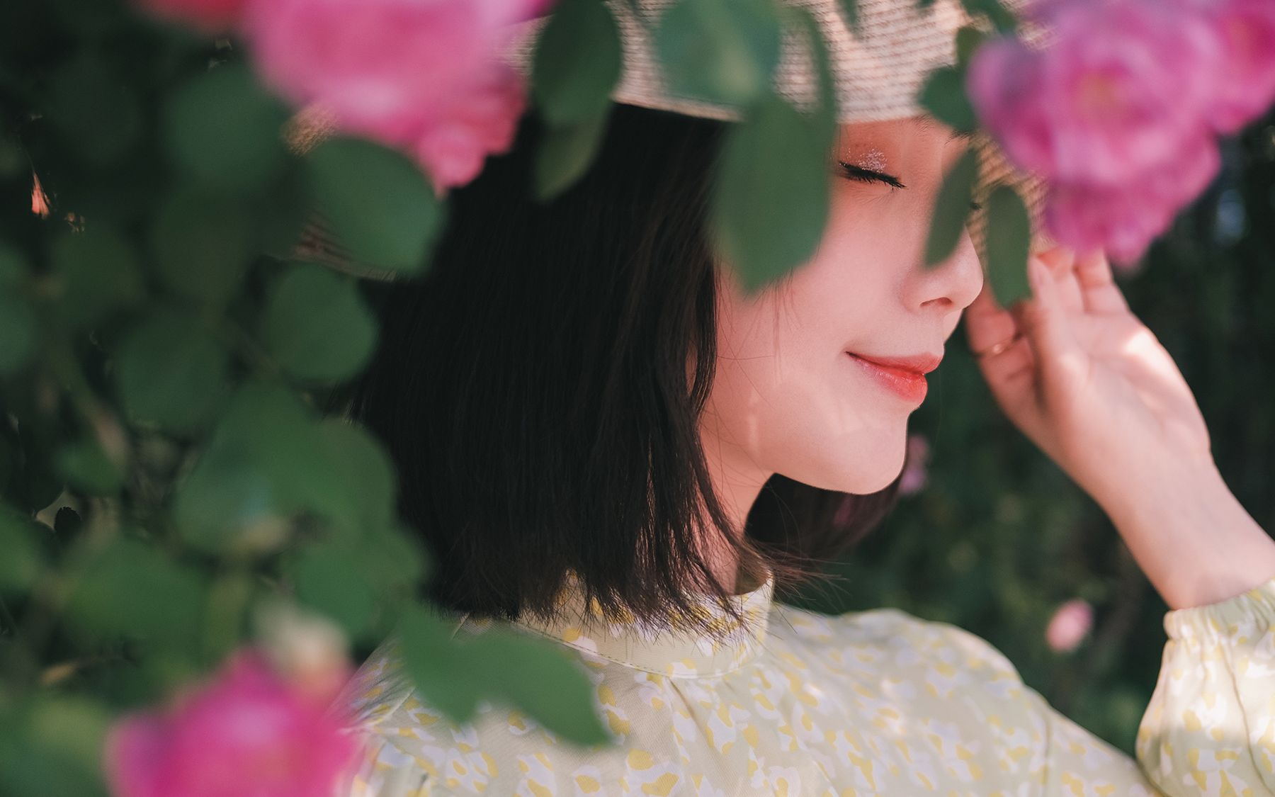 富士x100v人像实拍-6 蔷薇