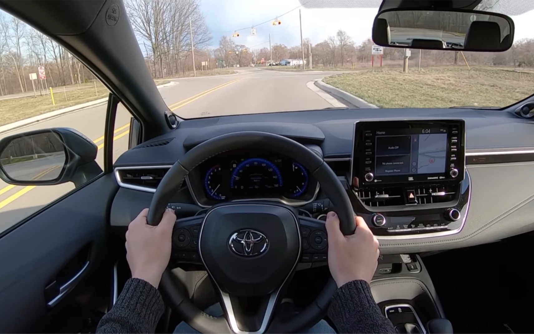 美版丰田卡罗拉(雷凌)xse第一视角驾驶