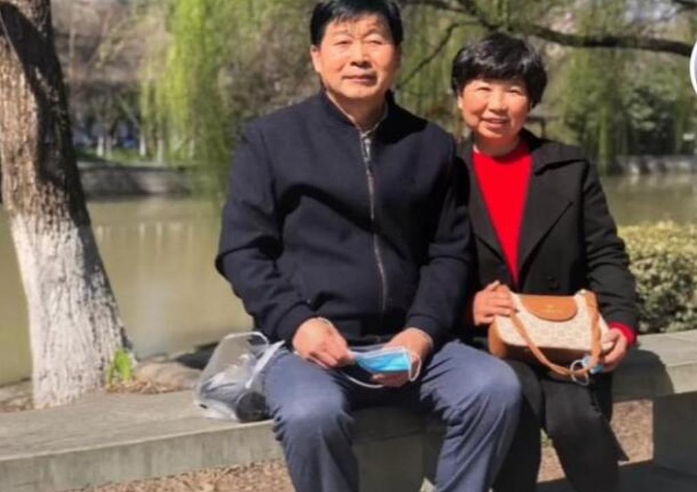 郭威两个身份证信息被公开只要花钱就可以上户口却选择办假证