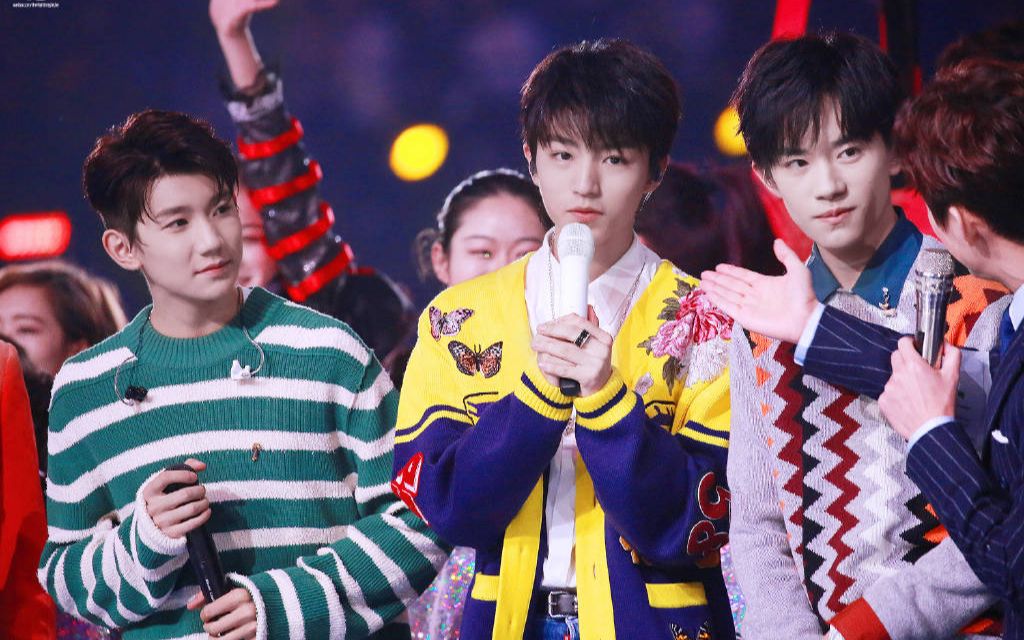 TFBOYS唱歌跑调忘词超可爱,粉丝喊话 以后假唱吧哔哩哔哩bilibili