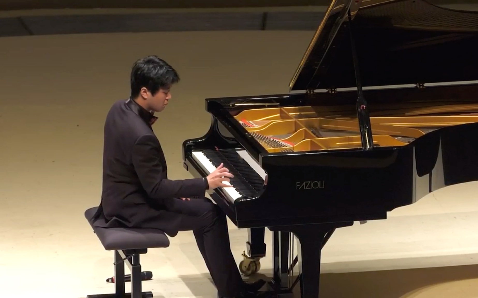 [图]【潘潘piano】南京保利大剧院金色音乐厅 李斯特奥伯曼山谷