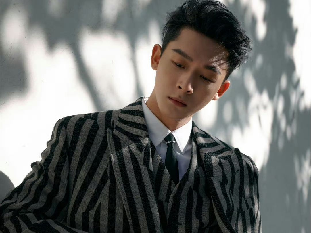 被圈粉的是演技在线,尽管知道你帅气难掩——张晚意