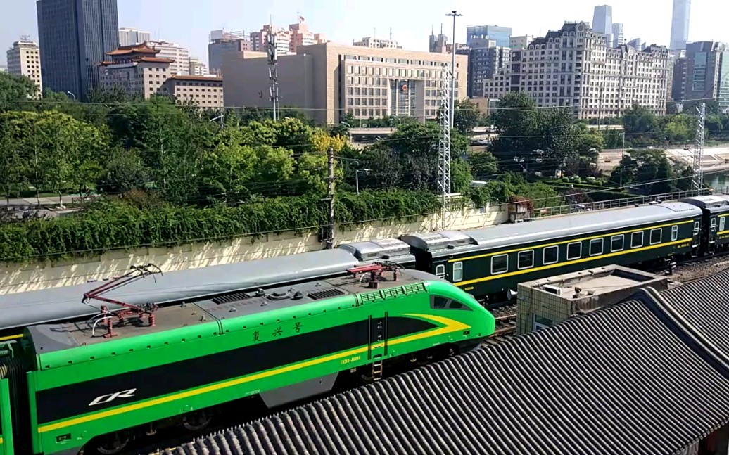 北京站复兴号cr200j猪儿虫菜青虫