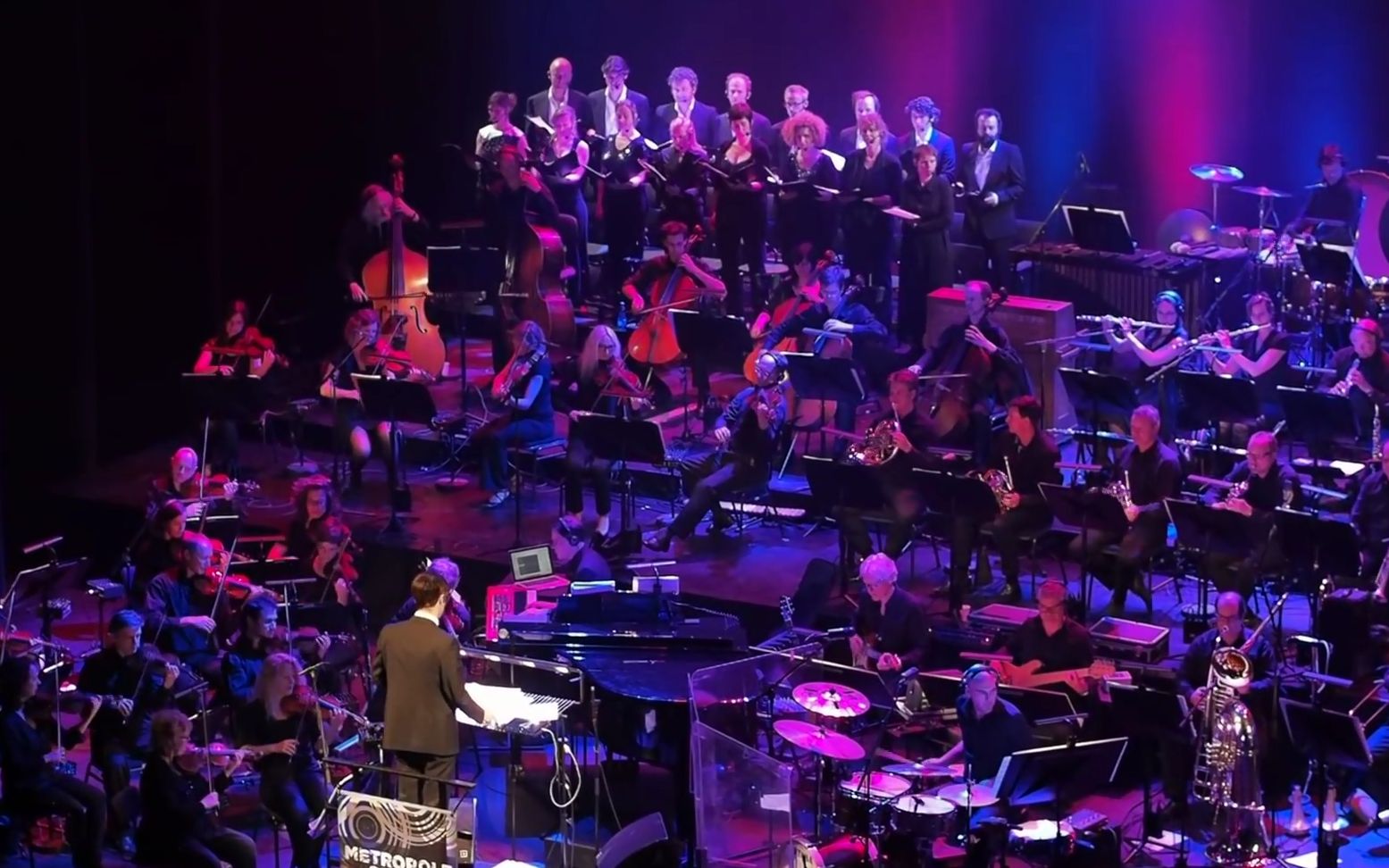 [图]Metal Gear Solid 2 - Main Theme (Live Orchestra) 2014