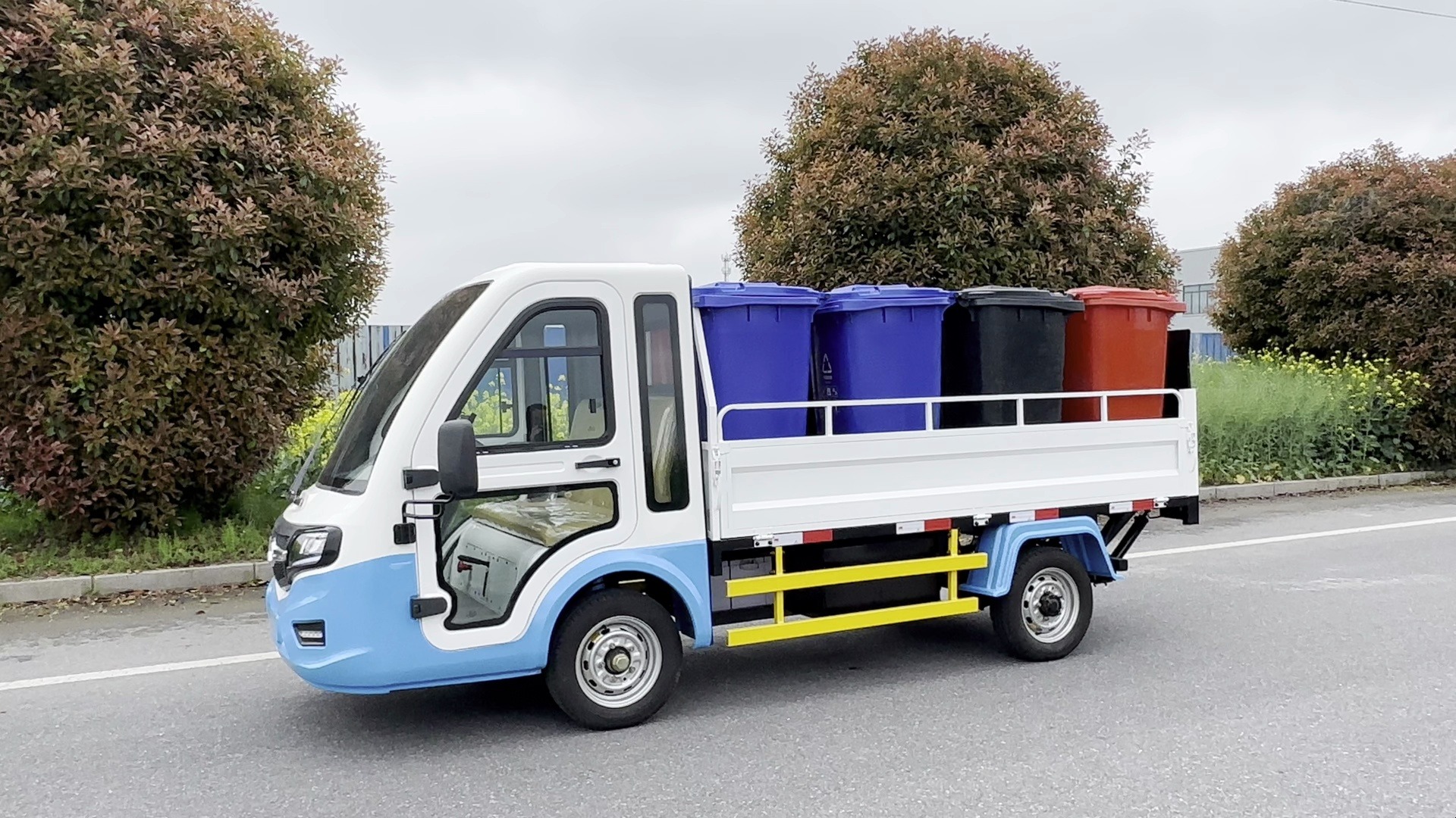 纯电动垃圾清运车新能源四轮八桶电动驳运车