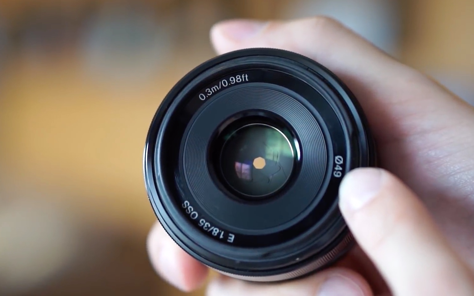 【油管搬运】索尼35mm f681.8开箱与试用!