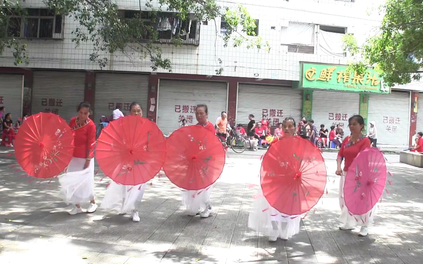 [图]32最美不过你的笑