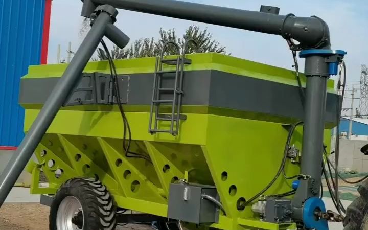 高端定制版运粮加肥机倒粮加肥撒肥一机搞定