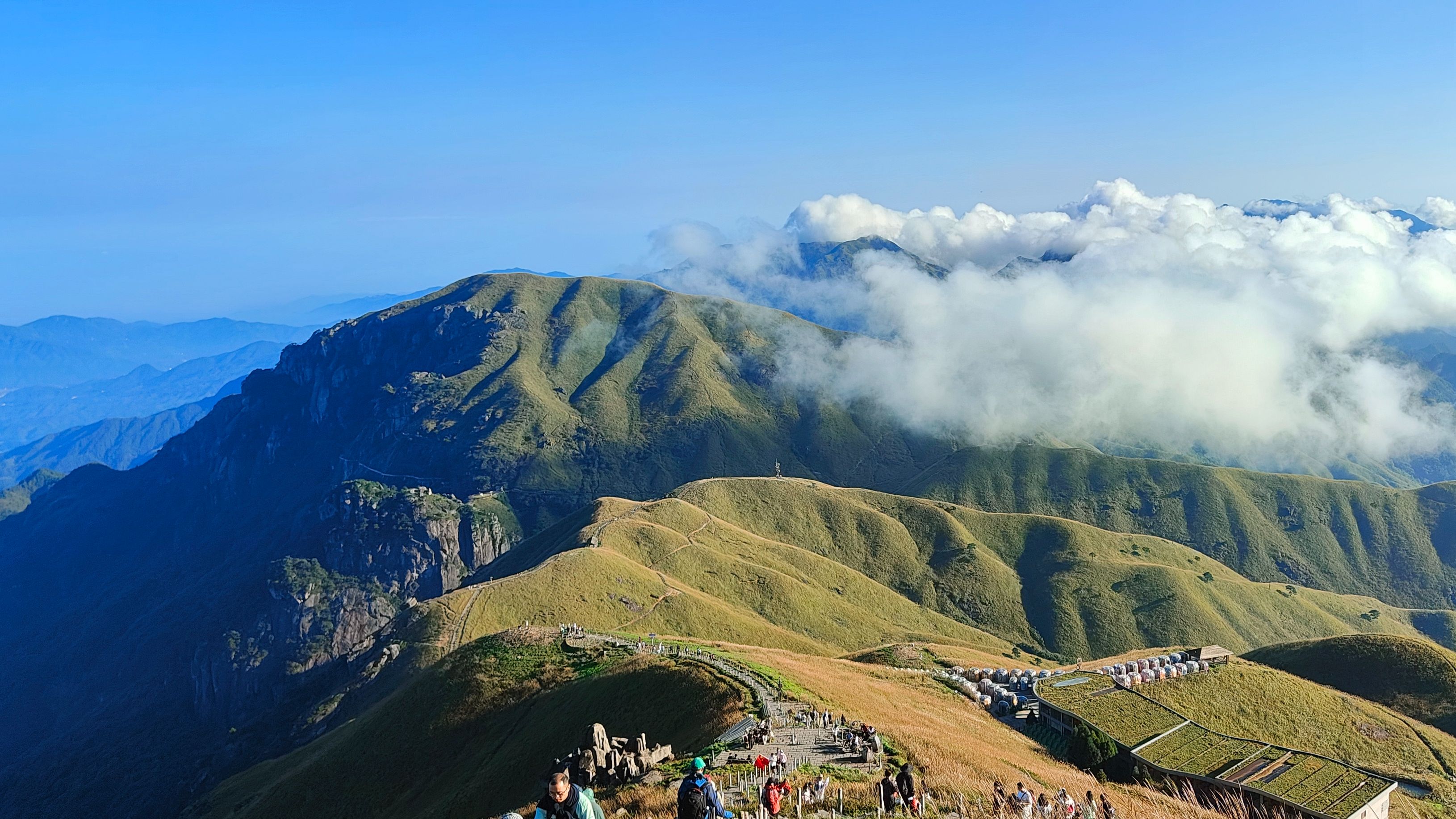 武功山爬山图片