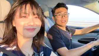 玩摩托车，一定要带上好朋友！