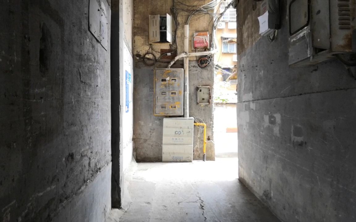 湘潭市芙蓉电影院附近的老式居民楼