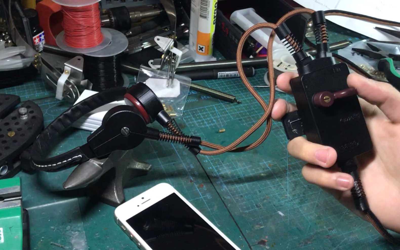 仿制二战德军装甲兵通讯设备喉麦