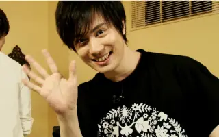鈴木達央 骨折 鈴木達央 骨折 ブログ