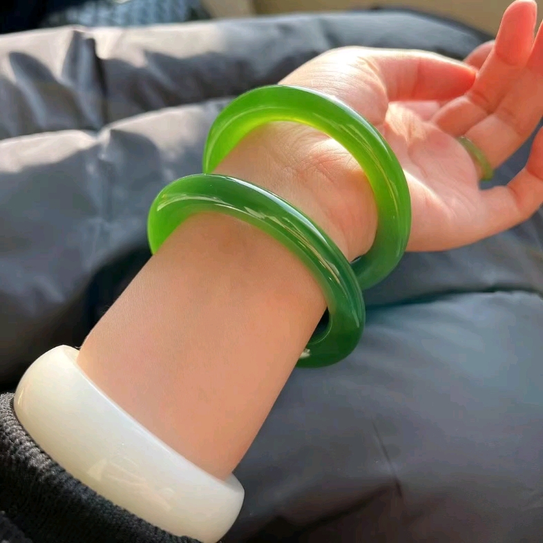 美货共赏.高端收藏款和田玉碧玉手镯77白玉羊脂手镯.