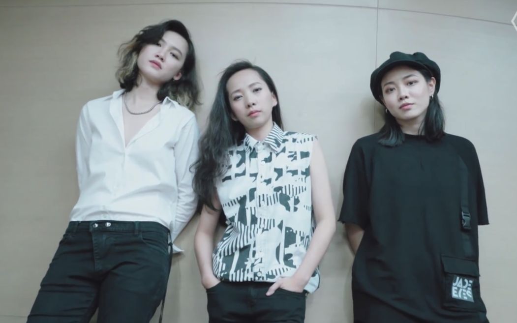 坠进三个女生的梦派对,遇见台湾乐团孔雀眼jade eyes|on the go