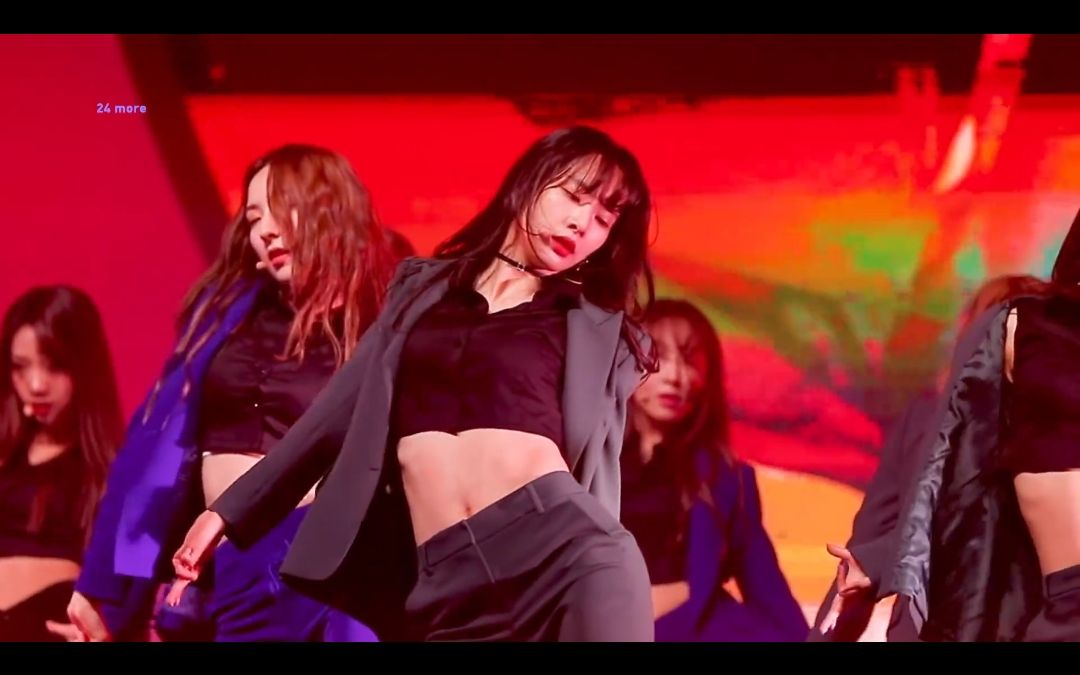 宇宙少女coverexo的loveshot高清舞台现场女粉们的尖叫声简直了