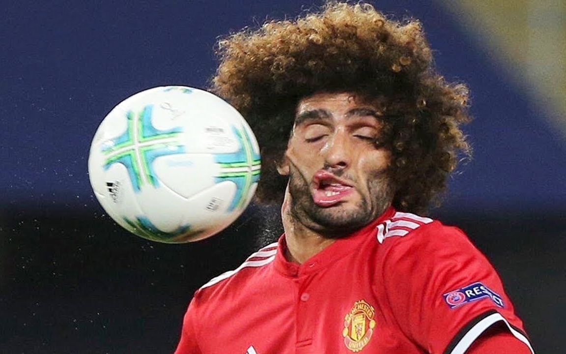 绿茵足球场另类搞笑集锦,足球这么有趣和滑稽差点笑出新高度