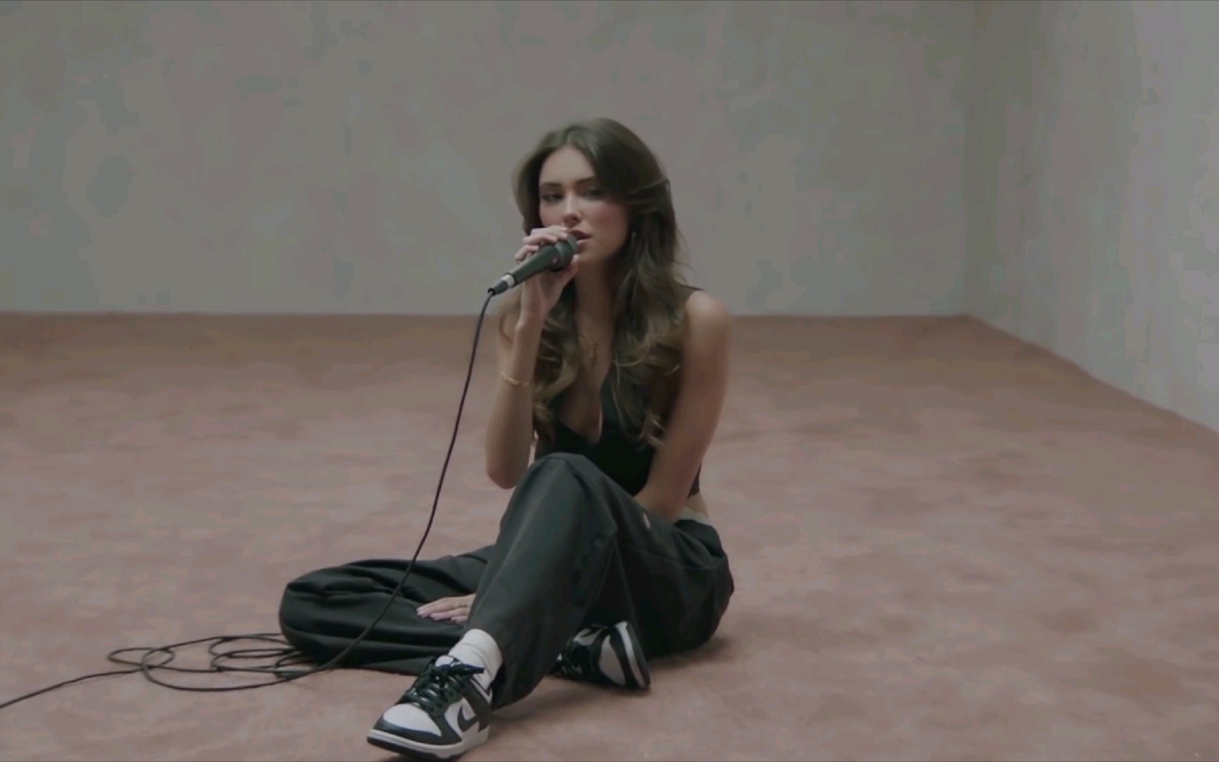 活动  【4k60帧】 reckless-madison beer