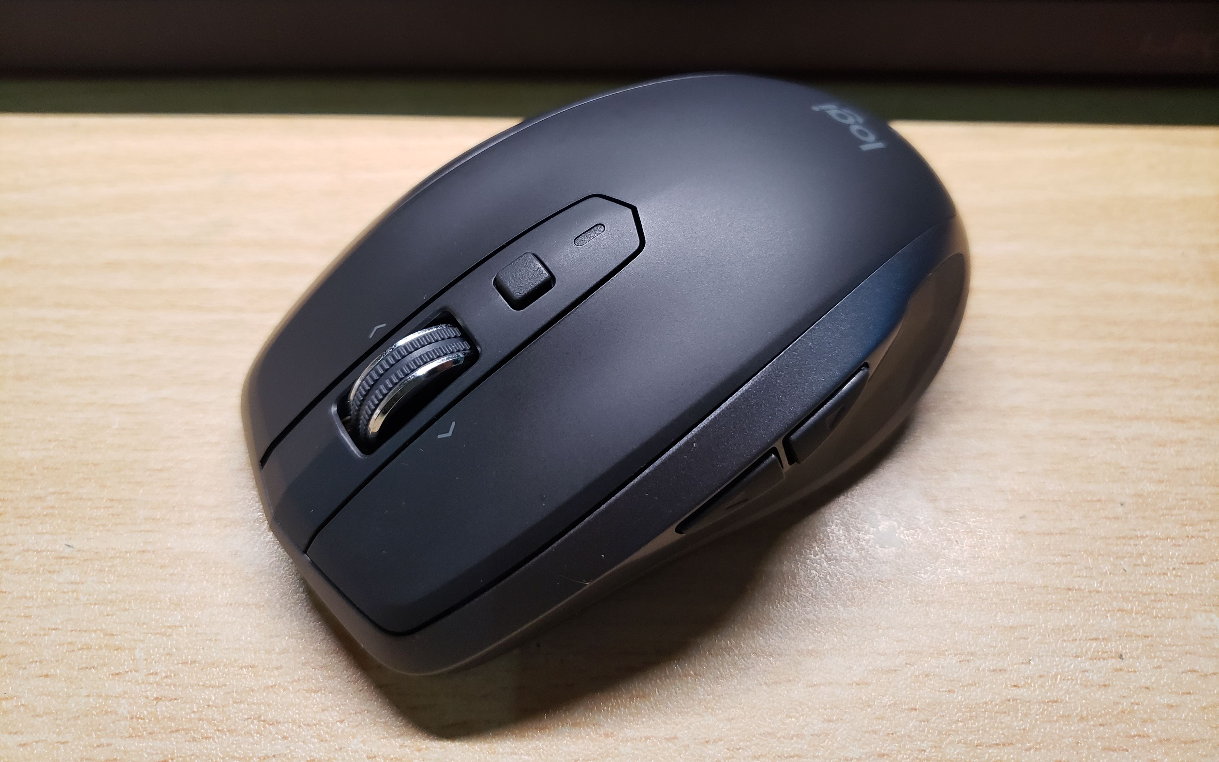 罗技anywhere 2s 鼠标改静音微动