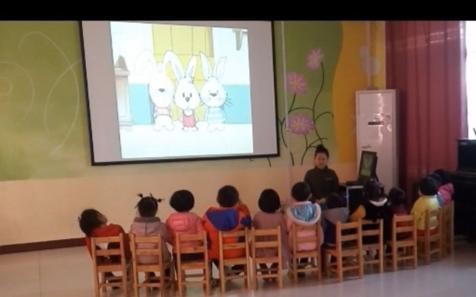 [图]幼儿园公开课|小班语言《小兔乖乖》