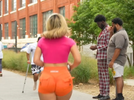 "求芭比母捏牛"系列#国外恶搞