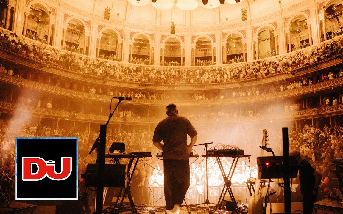 [图]Bonobo - 2022 伦敦皇家阿尔伯特音乐厅现场 | Live At Royal Albert Hall