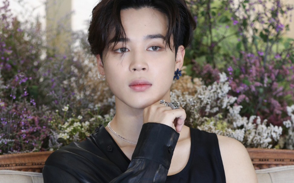 【朴智旻】朴总眼神杀合集!被盯一秒心就被偷走了!