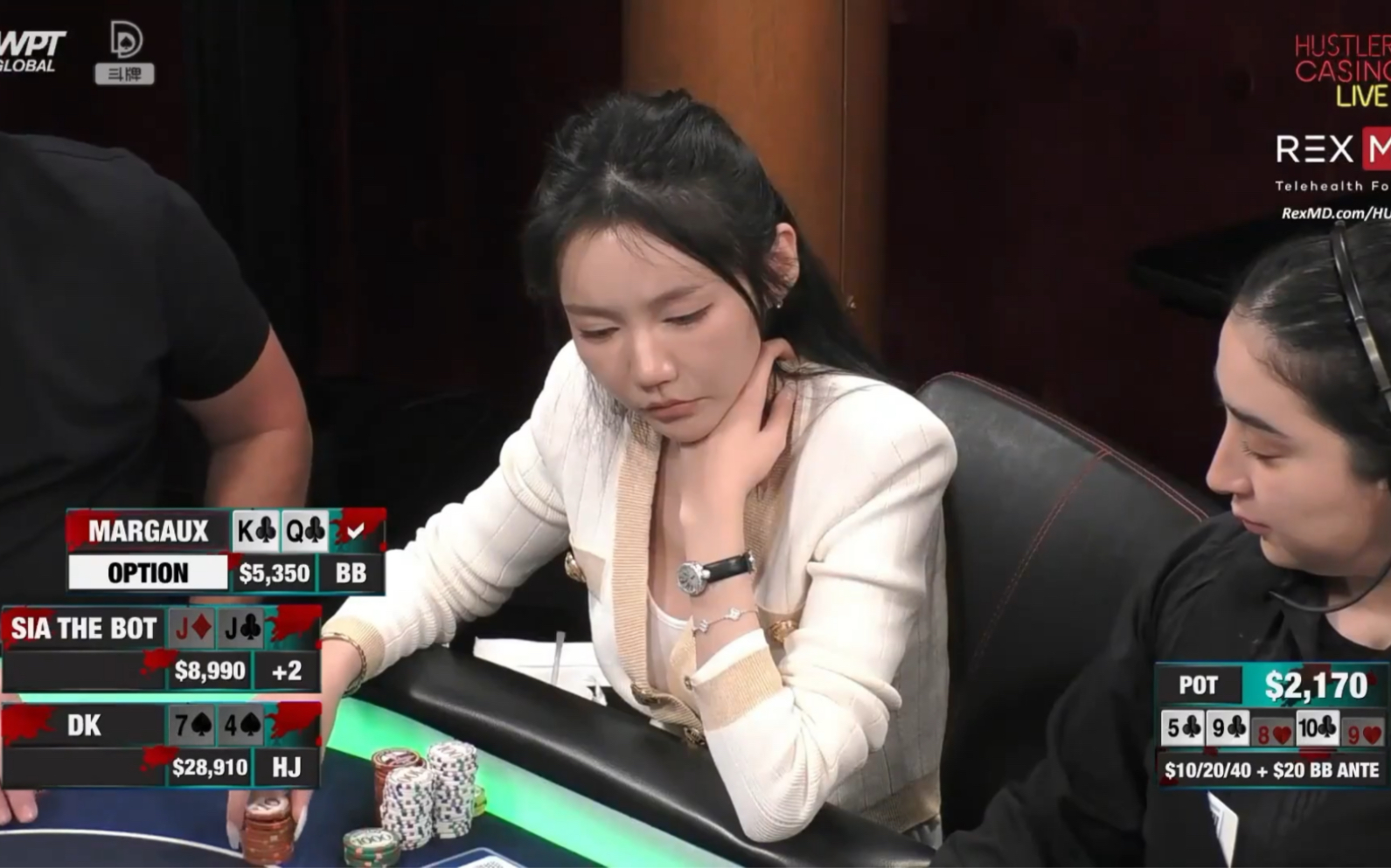 【德州扑克】美女"心狠手辣",逼着你推all in!