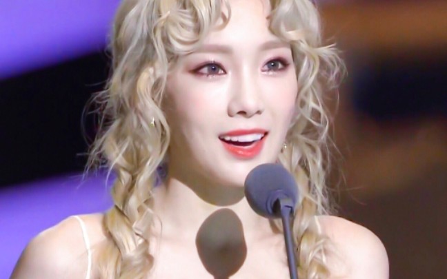 【金泰妍】仙女下凡 神仙舞台 姐姐金发杀我!