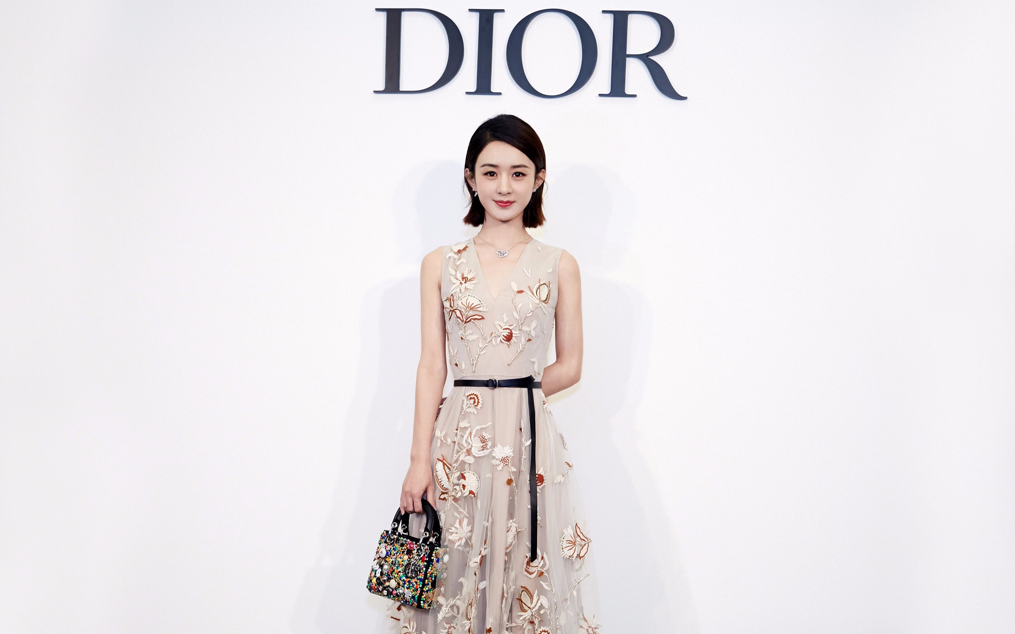 【赵丽颖】onlylady专访_哔哩哔哩 (゜-゜)つロ 干杯~-bilibili