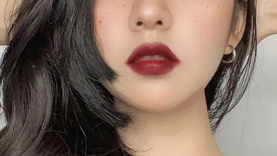 挑战一下jennie的复古雀斑妆