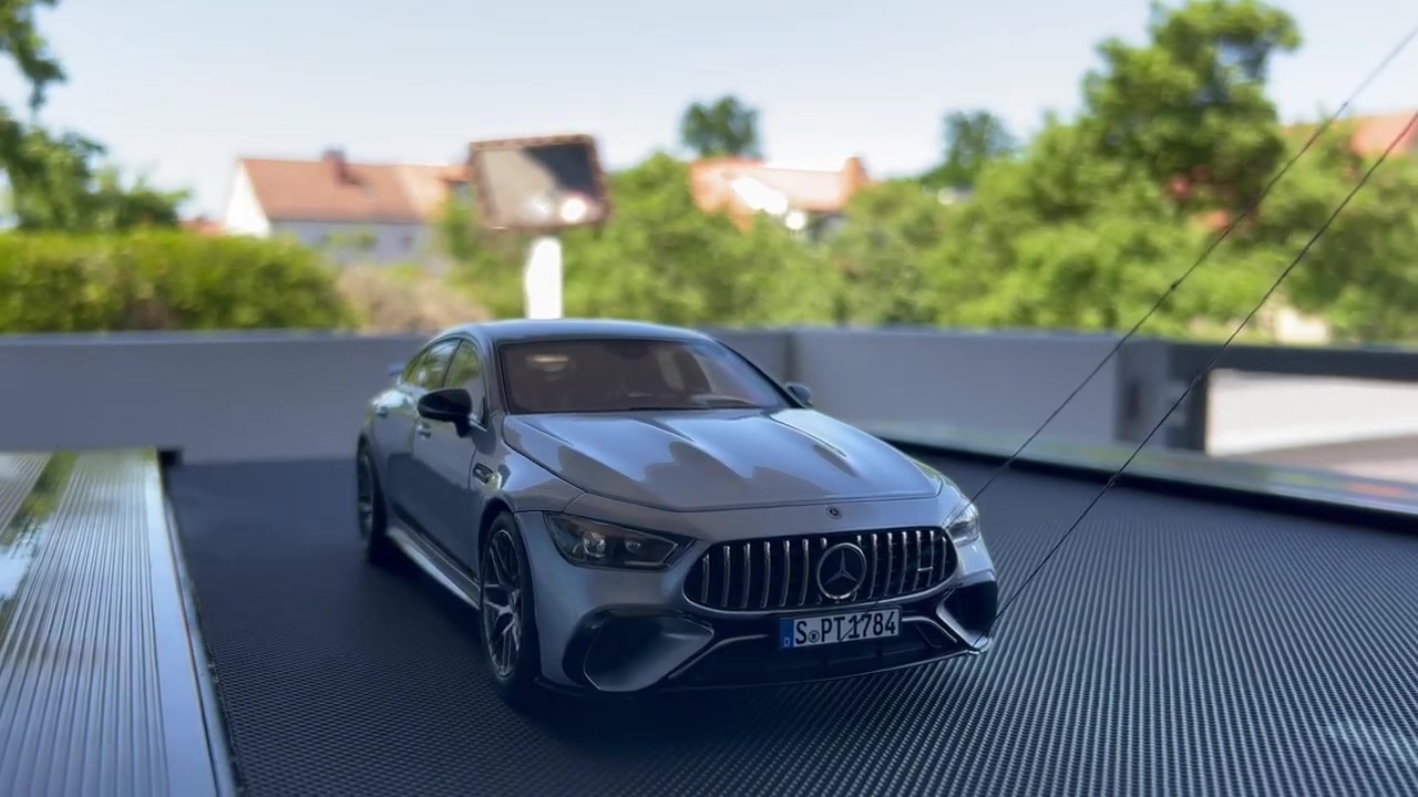 "modellauto mercedes amg gt 63 4matic"