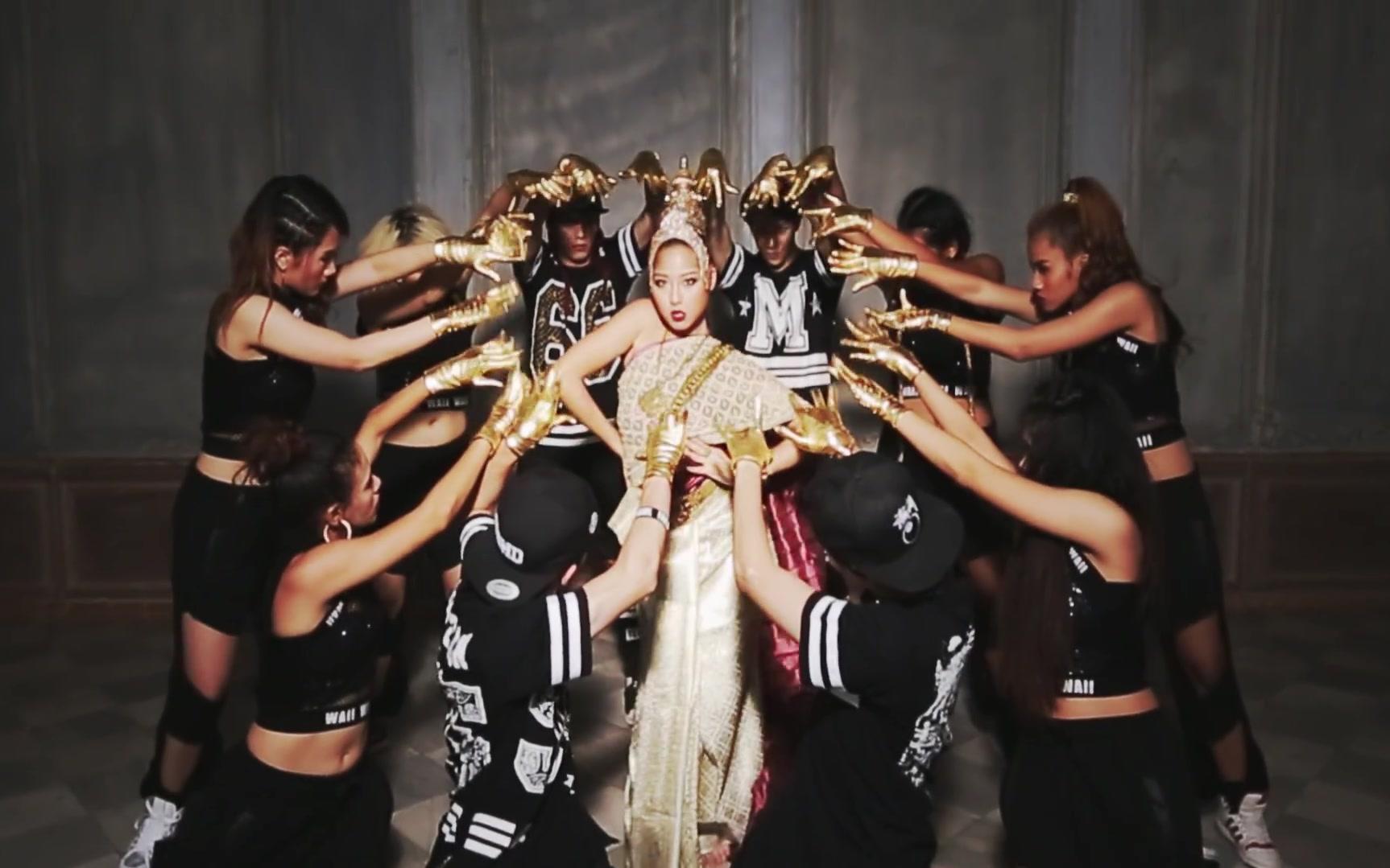 我喜欢的两位泰国人气歌手timethai(男) waii(女) 《very well)》