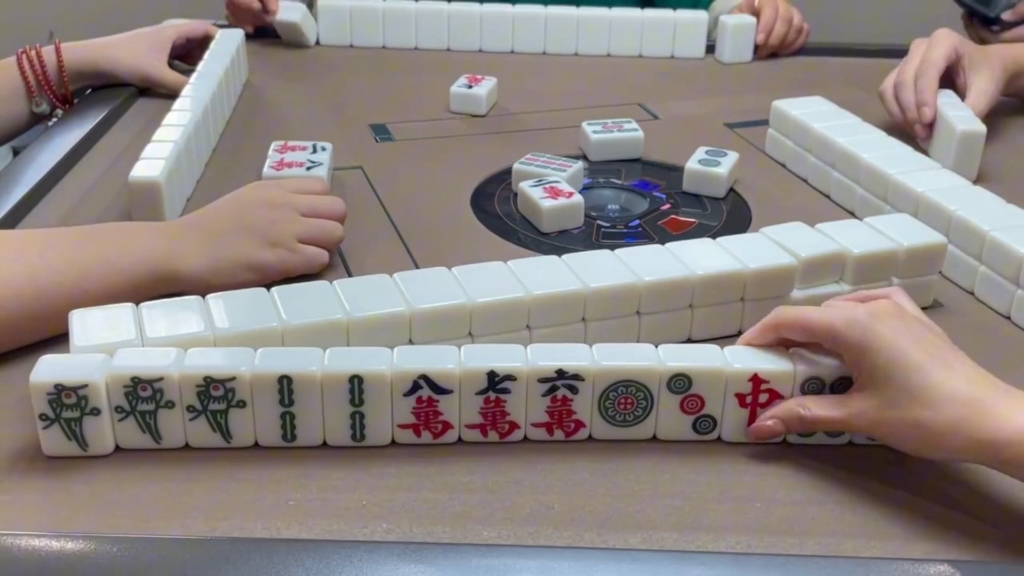再拆中间晚拆边#一元一分红中麻将