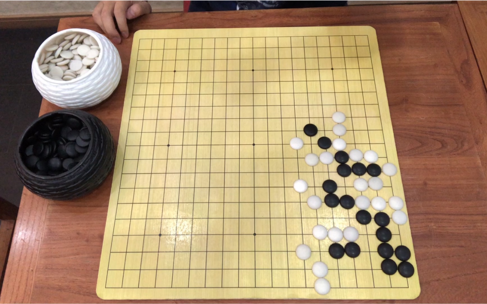 徐老师围棋提高班:一道暗藏玄机的死活题