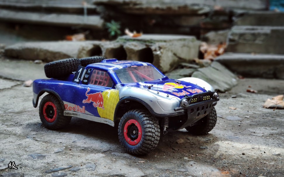 板牙的红牛短卡.奖杯卡车.baja.