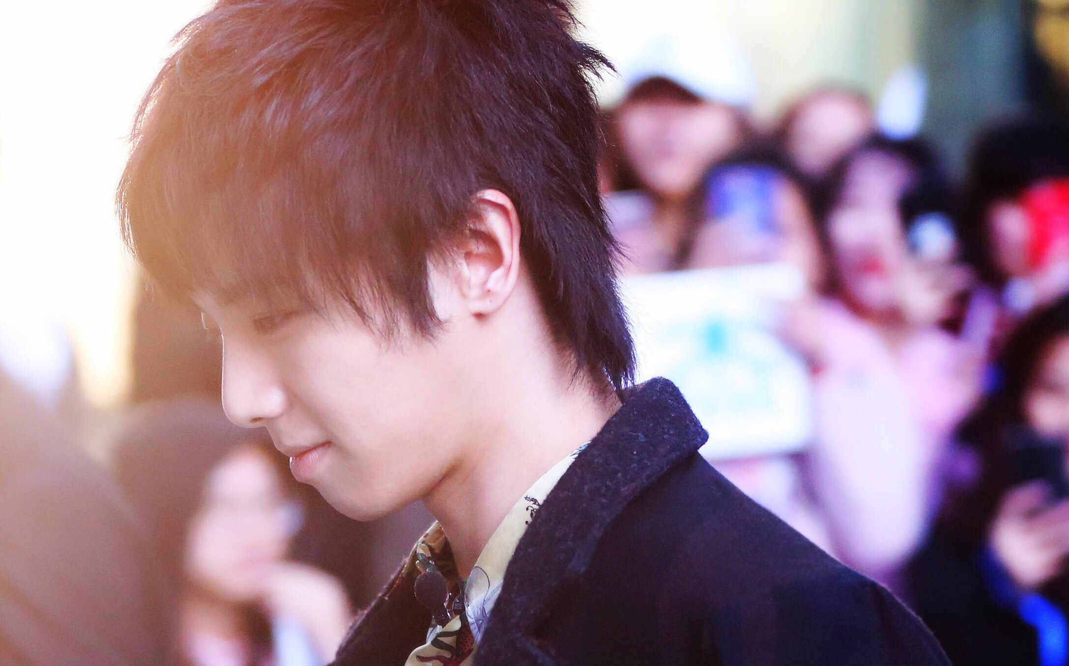 华晨宇演唱会为歌迷免费提供卫生巾