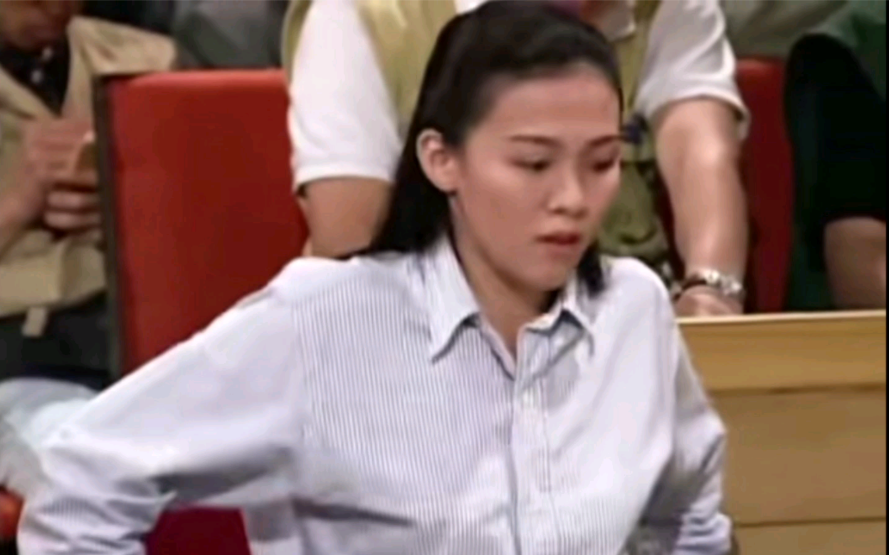 【大时代】28-1方芳在庭上腾嗮鸡