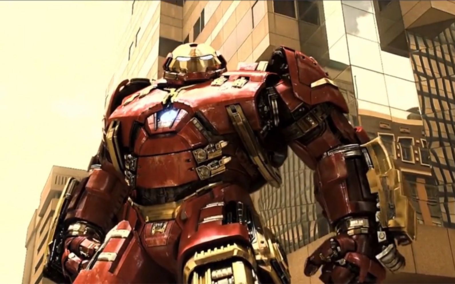 套中套之反浩克装甲