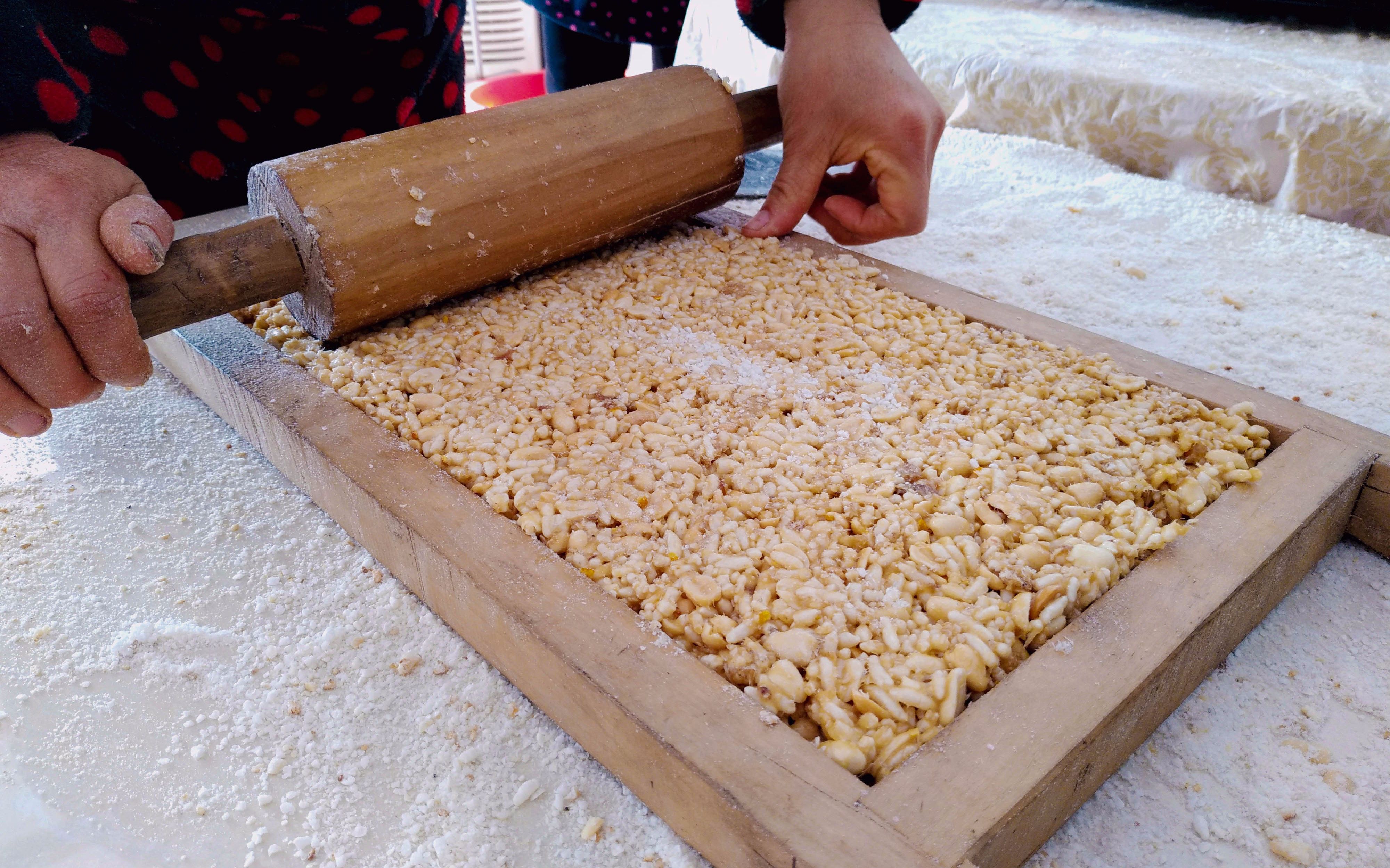 传统糕点——老家自制花生切糖