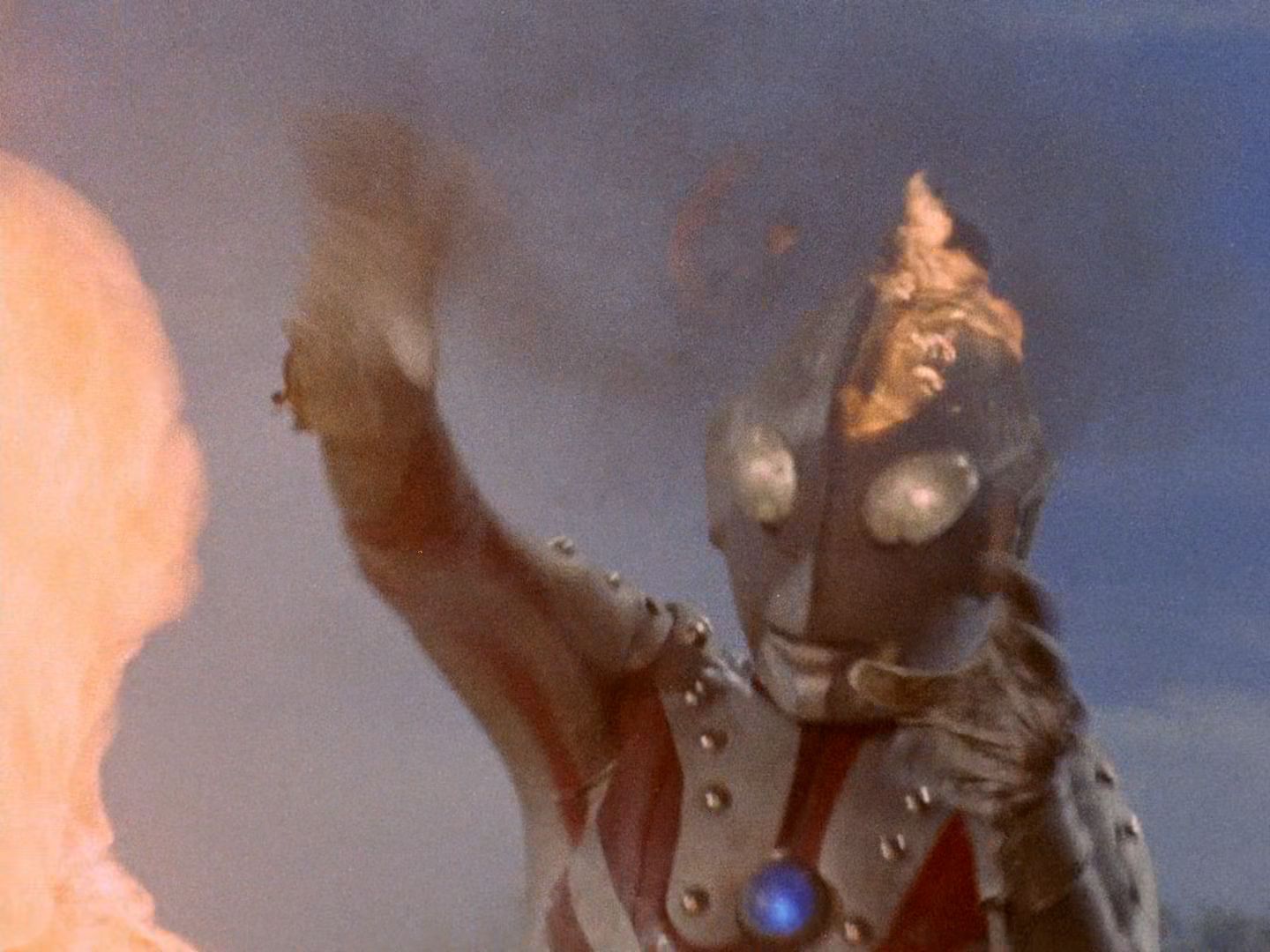 炎头队长 · 沙福林大人 · 无敌の佐菲奥特曼竟然这么乐于助奥?